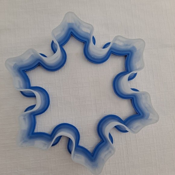 Snowflake Cookie Cutter Fondant Plastic Silicone Shape - Picture 3 of 6